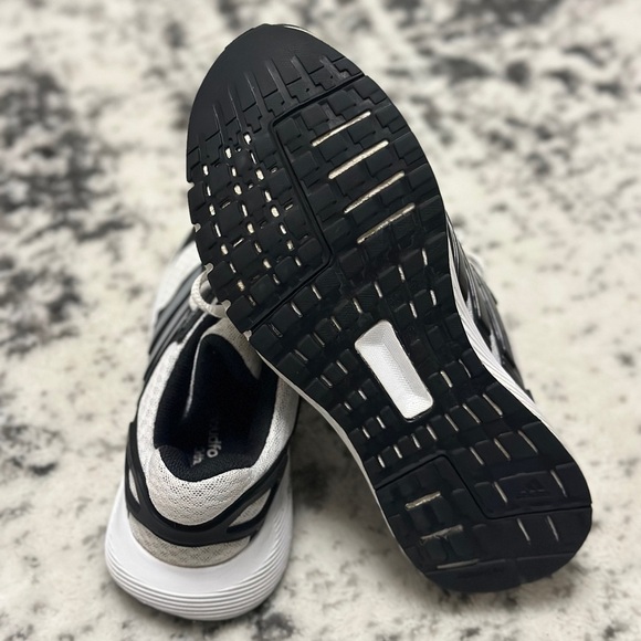 Adidas Women DURAMO 8 Training/Running Shoes - Picture 9 of 10